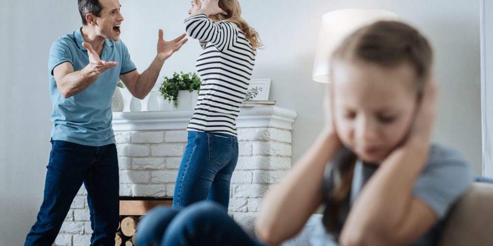 L’Impact des Crises de Couple sur les Enfants : Comprendre et Agir